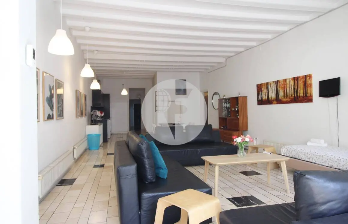 Piso con terraza y licencia turística en El Raval - imagen 11