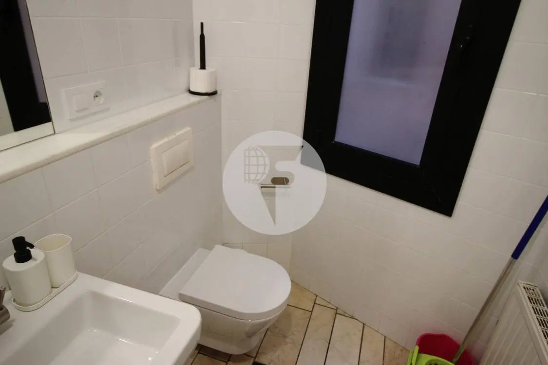 Piso con terraza y licencia turística en El Raval - imagen 23