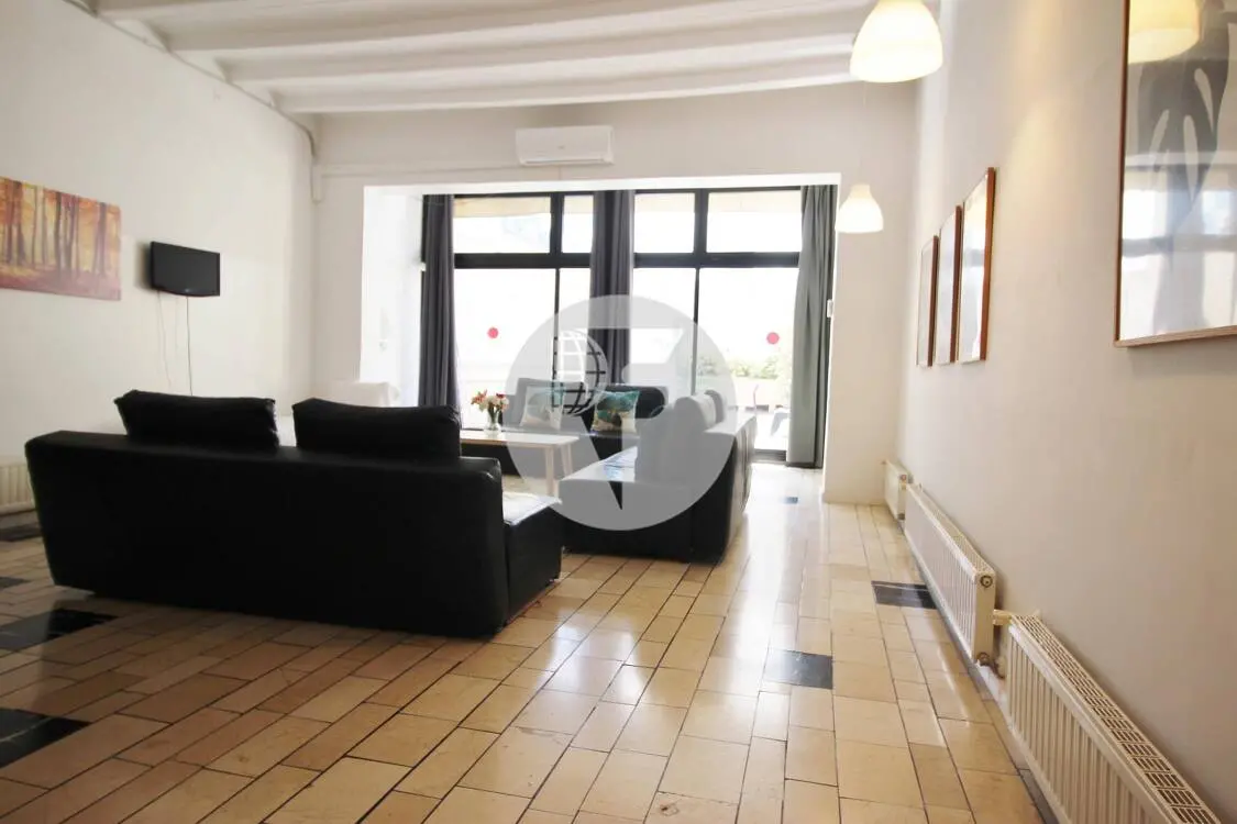 Piso con terraza y licencia turística en El Raval - imagen 5
