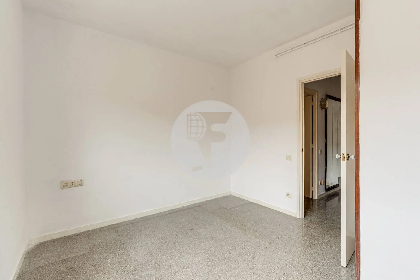 Vivienda exterior con balcón y ascensor junto al mar, en Ciutat Vella - imagen 14