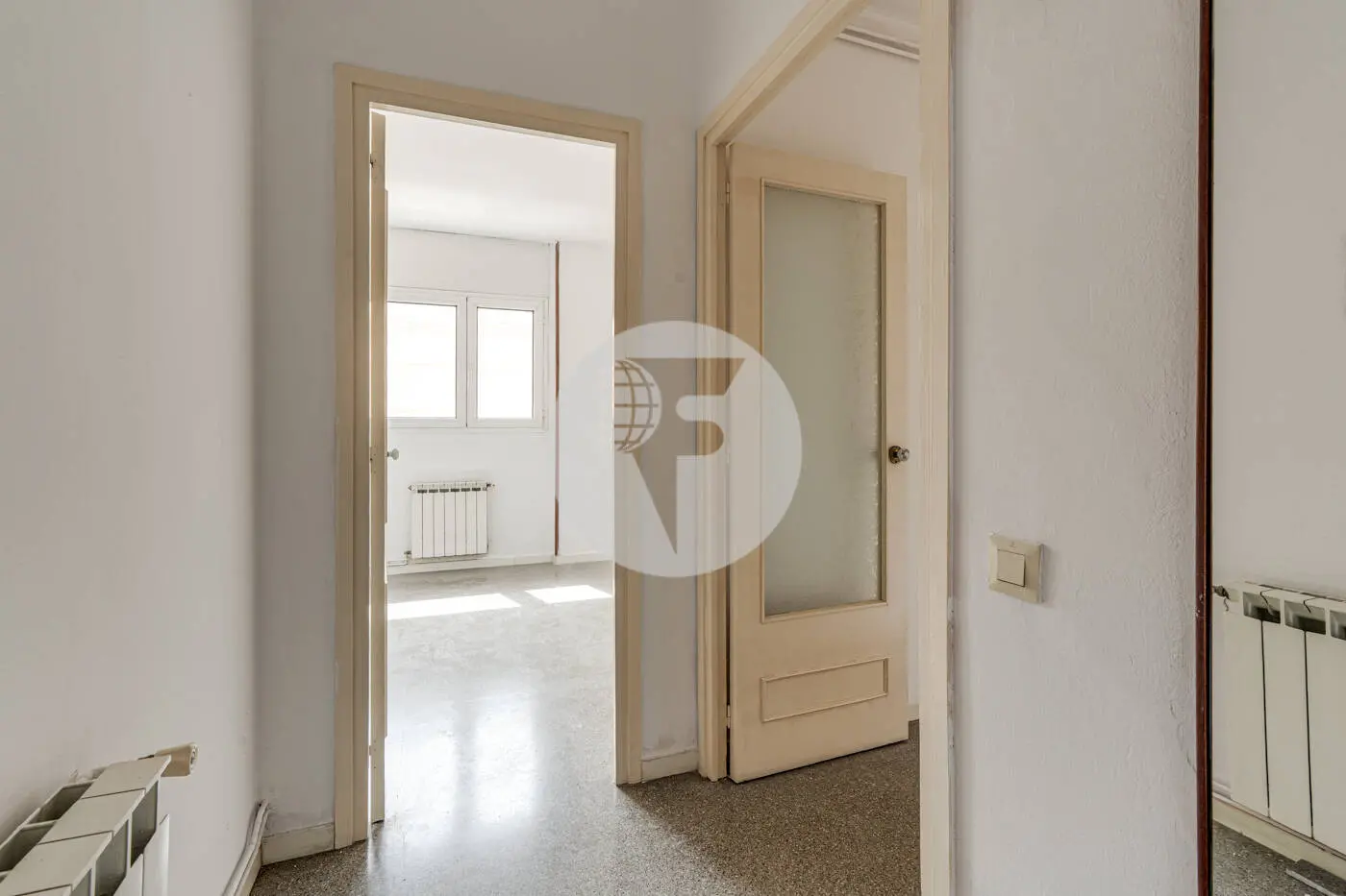 Vivienda exterior con balcón y ascensor junto al mar, en Ciutat Vella - imagen 26