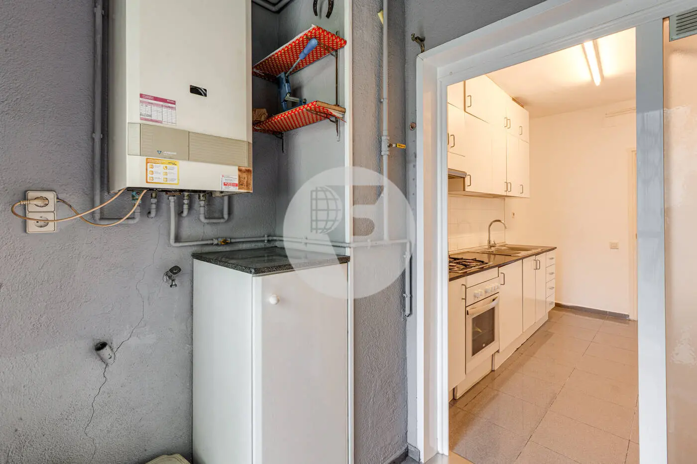 Vivienda exterior con balcón y ascensor junto al mar, en Ciutat Vella - imagen 11