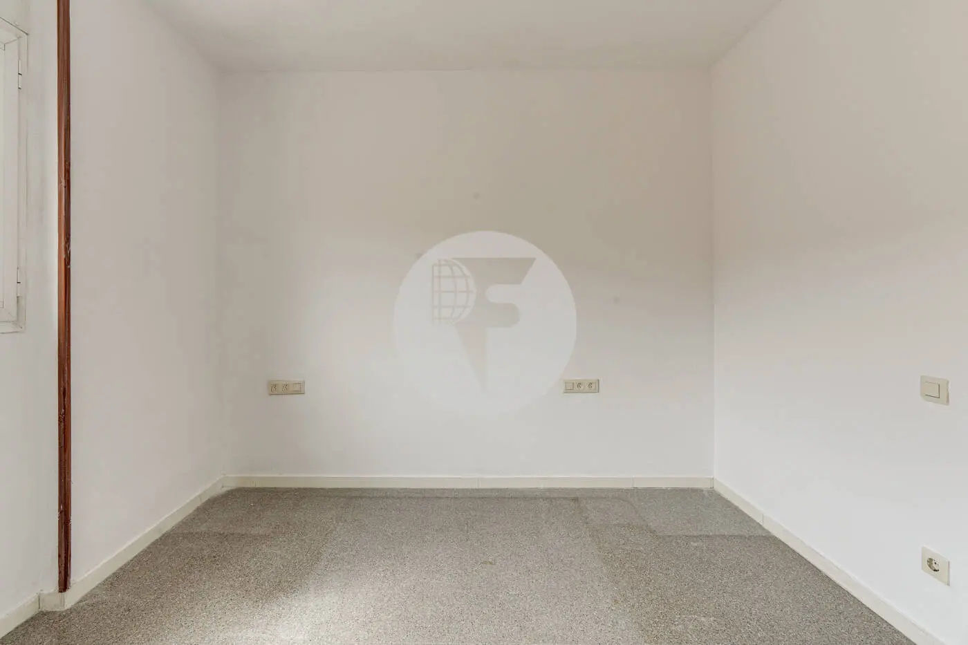 Vivienda exterior con balcón y ascensor junto al mar, en Ciutat Vella - imagen 15