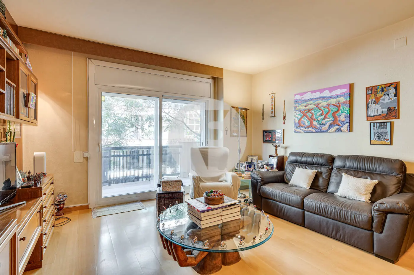 Vivienda de 114 m² en la calle Calvet - imagen 2
