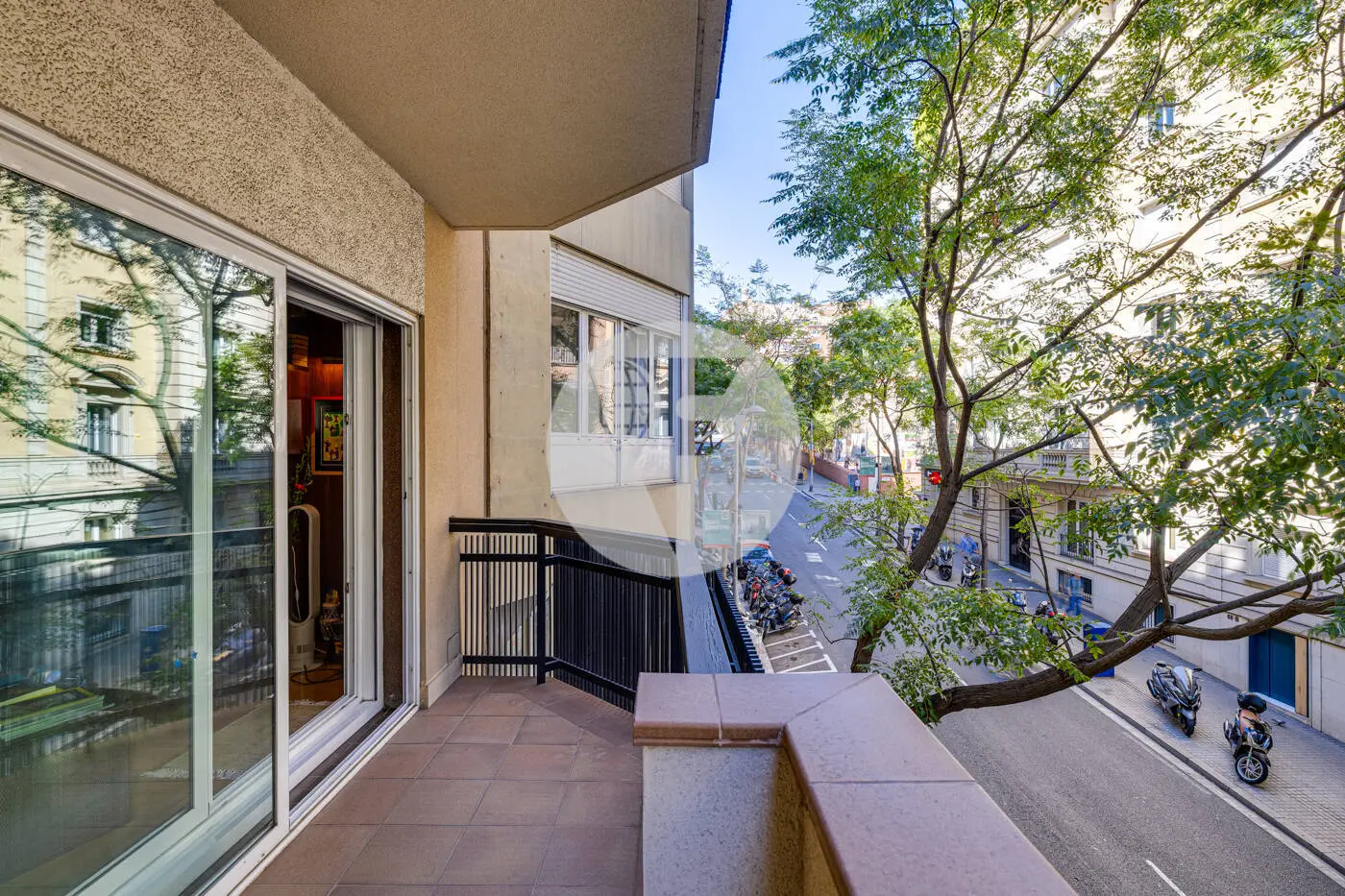 Vivienda de 114 m² en la calle Calvet - imagen 11
