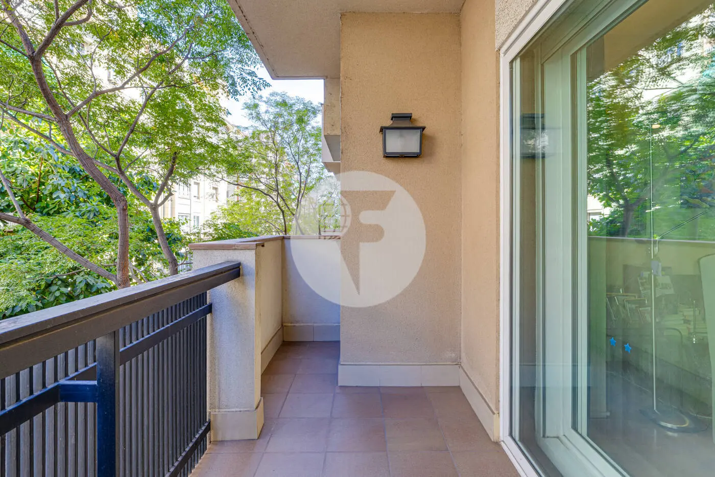 Vivienda de 114 m² en la calle Calvet - imagen 9