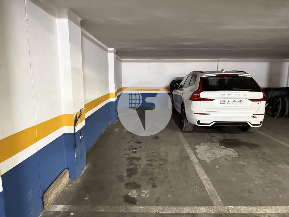 Plaza de parking en venta – Calle Teodora Lamadrid, 52-60, Barcelona - imagen 5