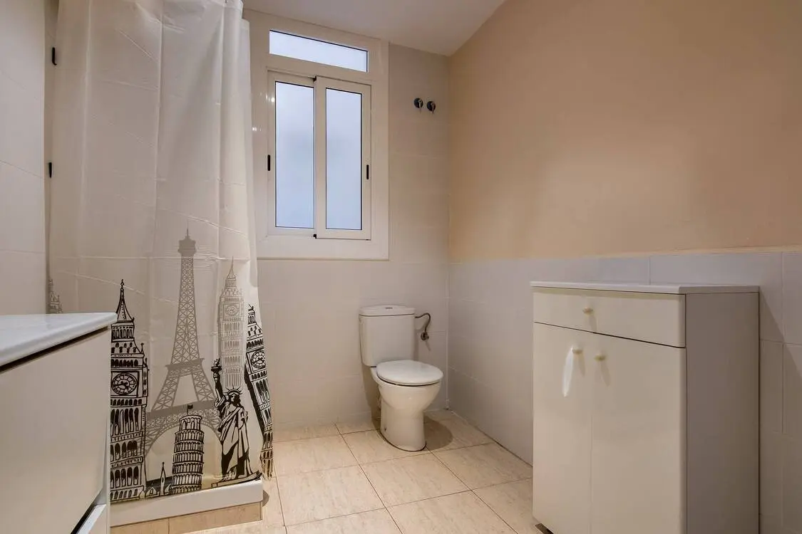 Apartment for sale in Tallers street, Gothic Quarter, Barcelona 4