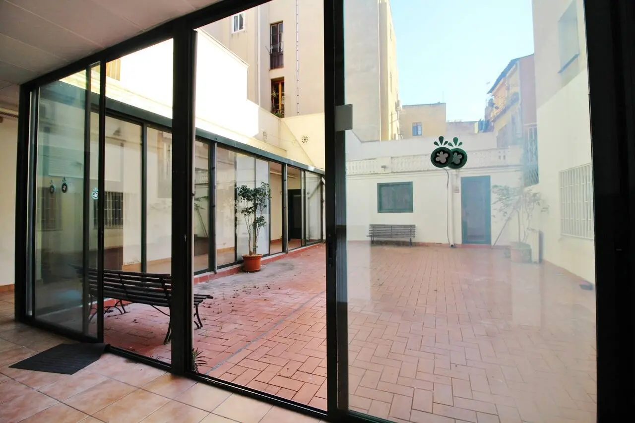 Property of 456m² in the emblematic and charismatic Gòtic neighbourhood 8
