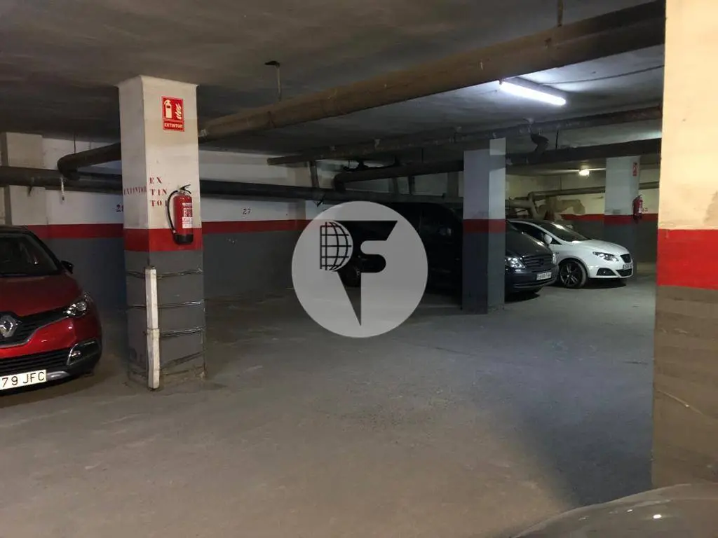 Plaza de parking en L'Hospitalet de Llobregat. 5