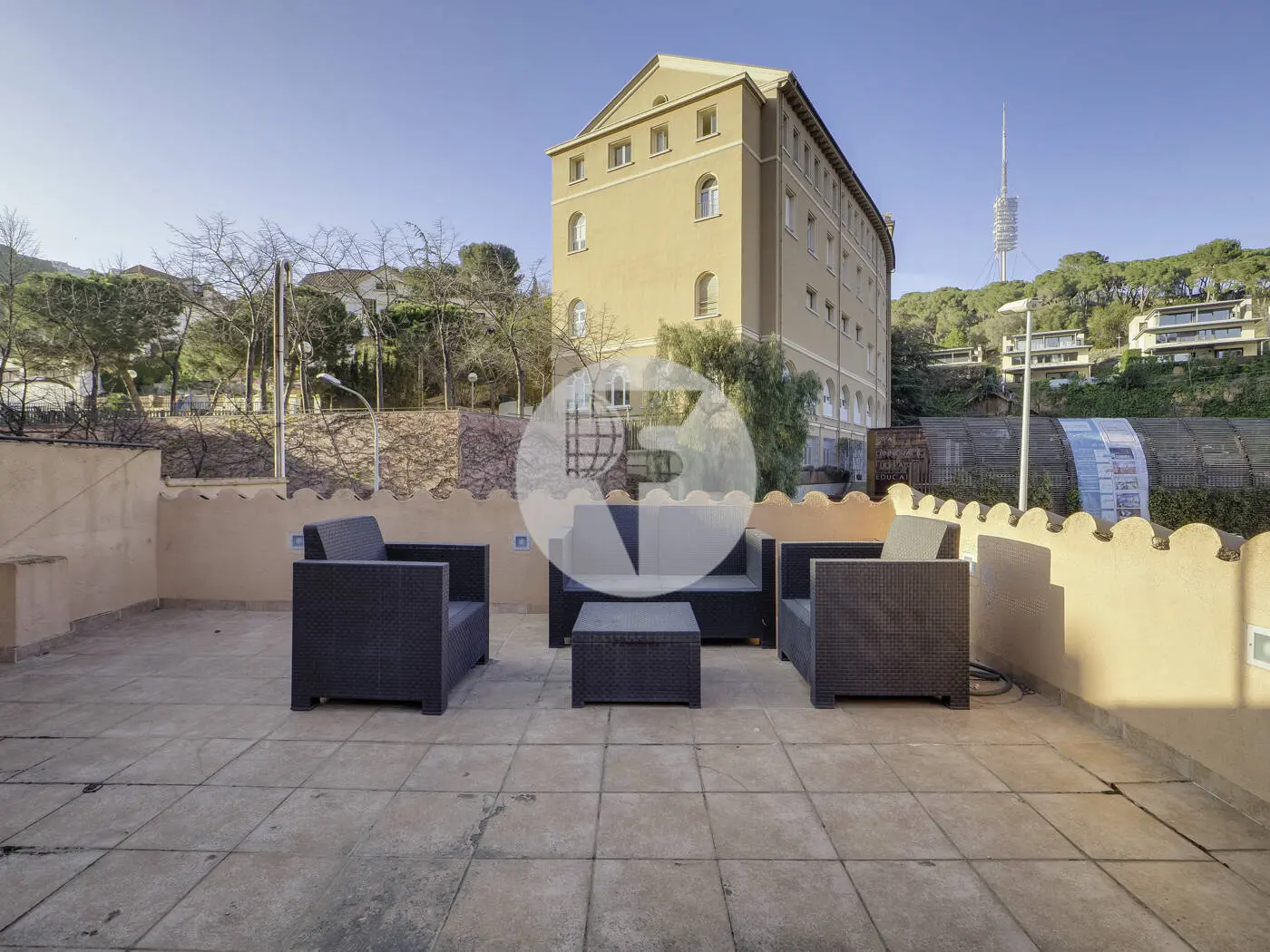 Fantàstica casa de 185m² amb jardí i terrassa a Sarrià 49