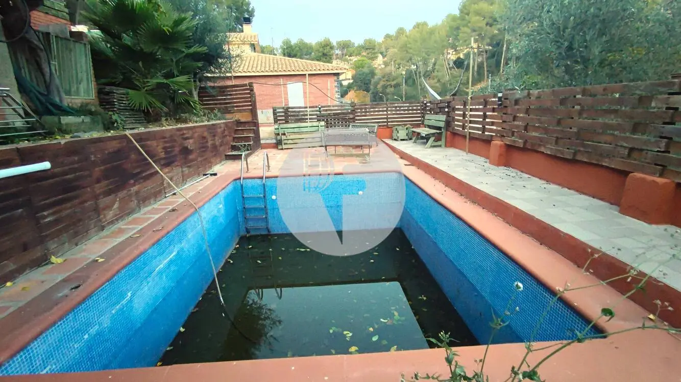 ¡Oportunidad única! ¡Descubre tu nuevo hogar en Sant Muç con piscina e infinitas posibilidades! 22