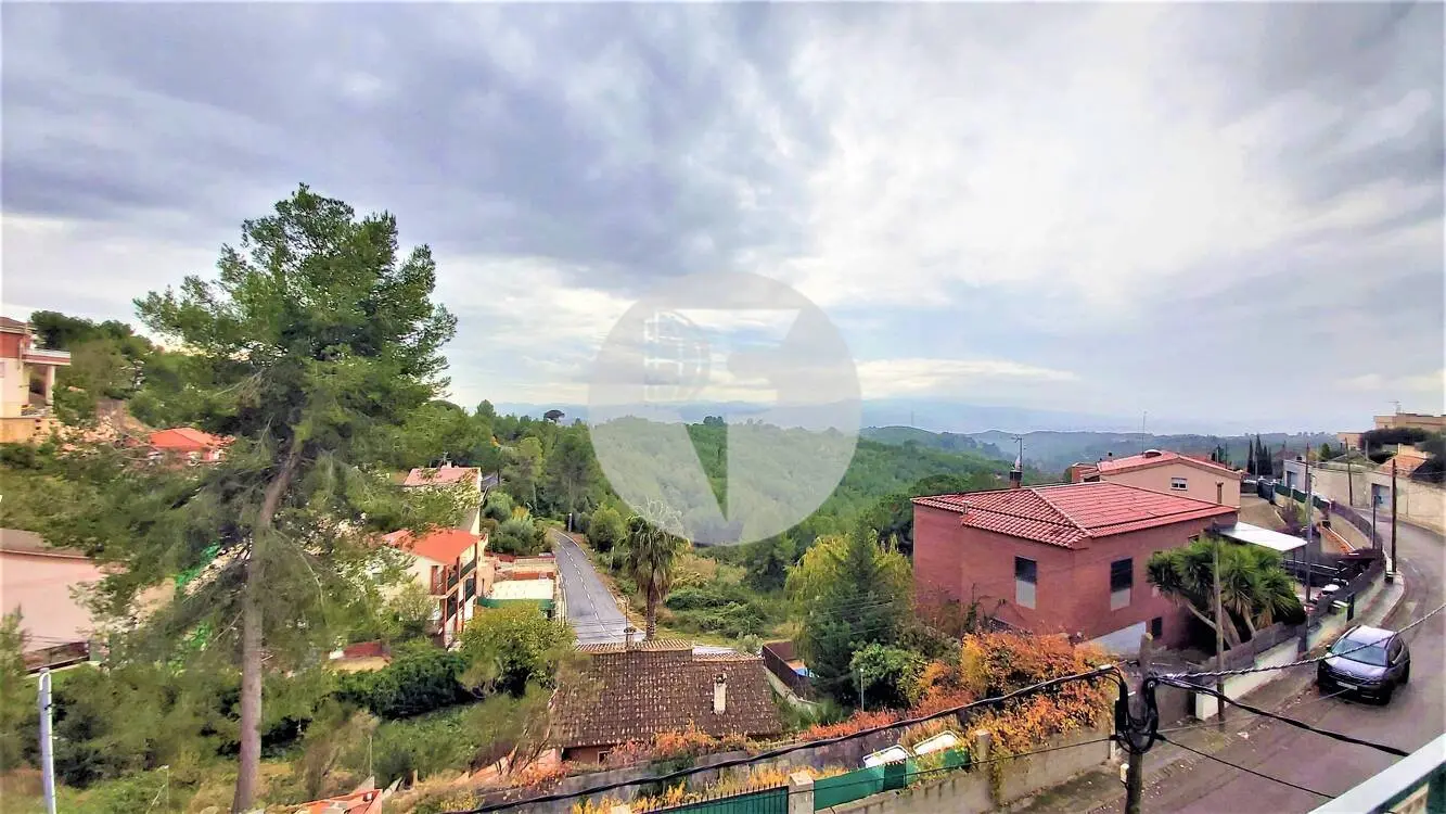 158m² house in Can Amat: bright and comfortable just a few minutes from Terrassa 45