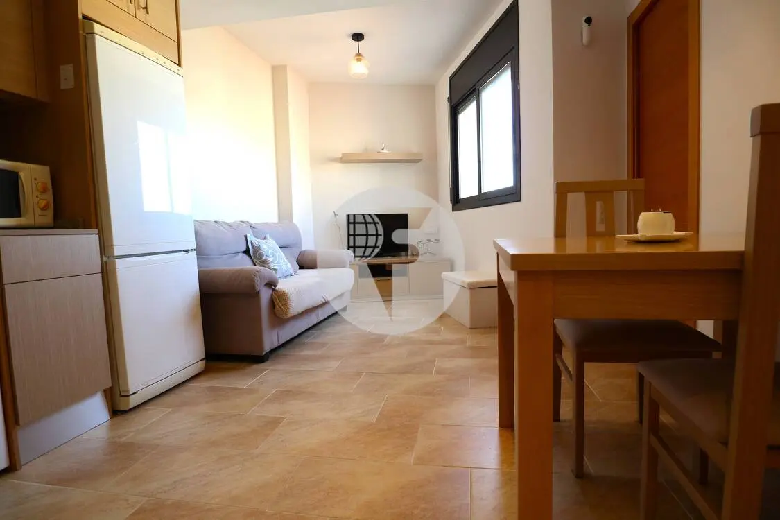 Functional apartment on AV. Glories Catalanes 17
