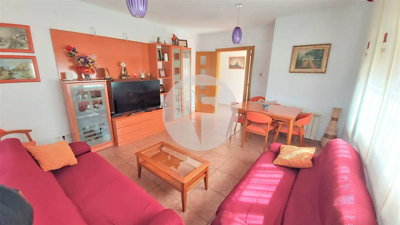 Charming house with two spacious living rooms and a spectacular barbecue in Can Palet de Vista Alegre. 40