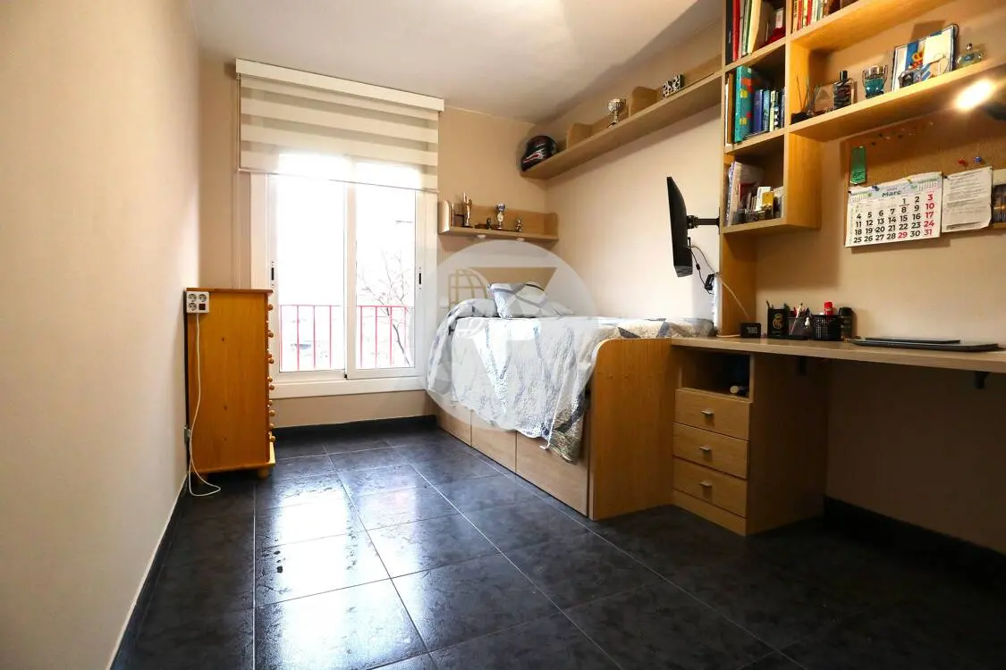 Apartment for sale located on Avinguda del Vallès, in the Sant Llorenç de Terrassa area 7