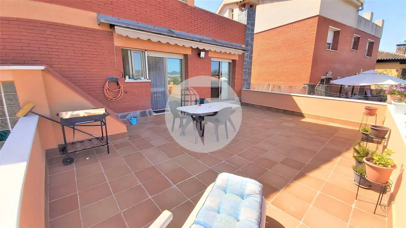 Charming 189 m² house in the picturesque area of Can Parellada, Terrassa 5