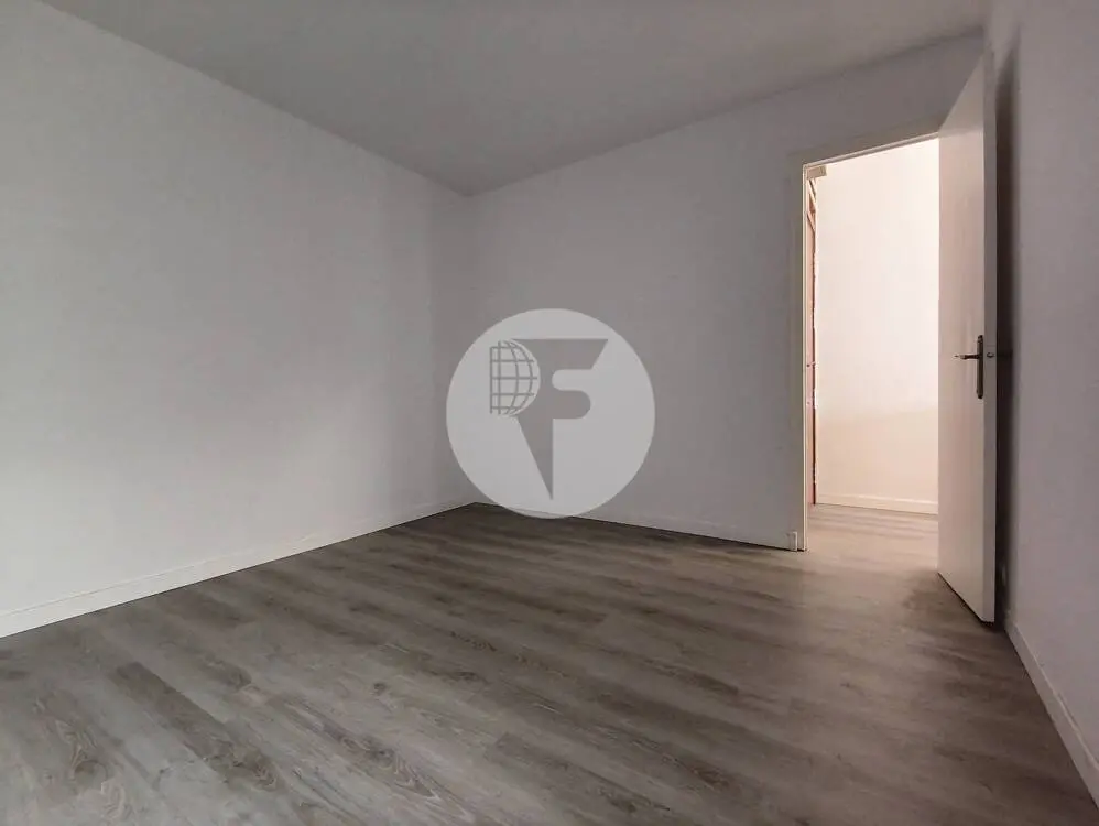 Dúplex de Diseño de 3 Dormitorios en Finca Histórica en el Centro, contiguo al Teatro Principal de Terrassa y a 50 minutos de ‘BCN – Plaça Catalunya’ - imagen 27