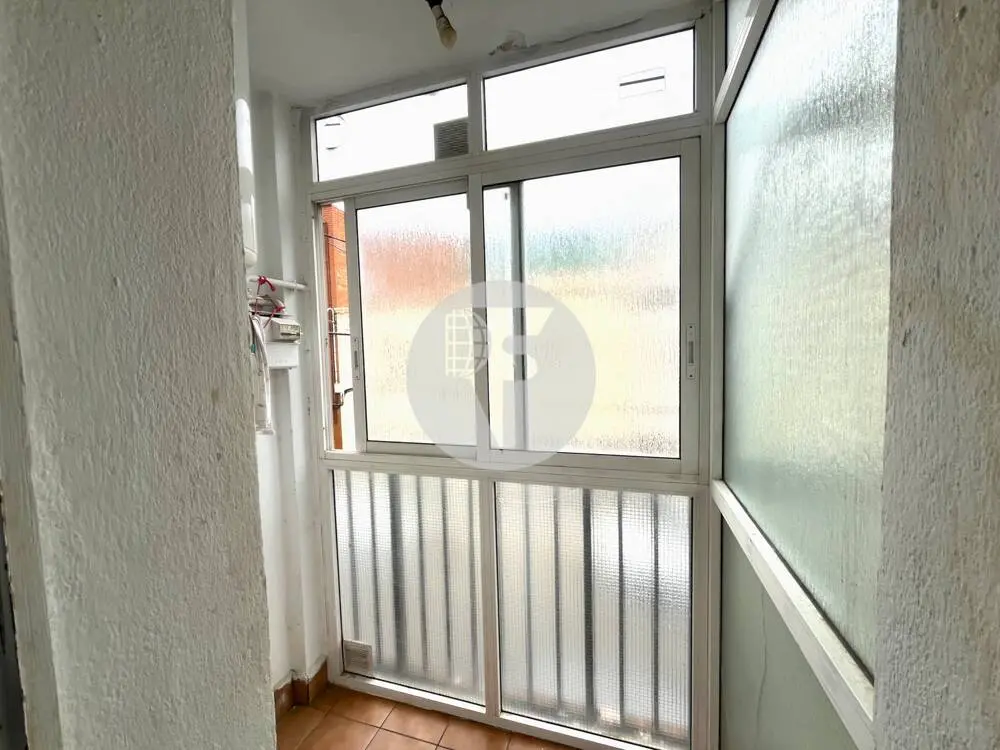 Oportunidad en Carrer Bages – Terrassa | Ideal para vivir o invertir - imagen 8