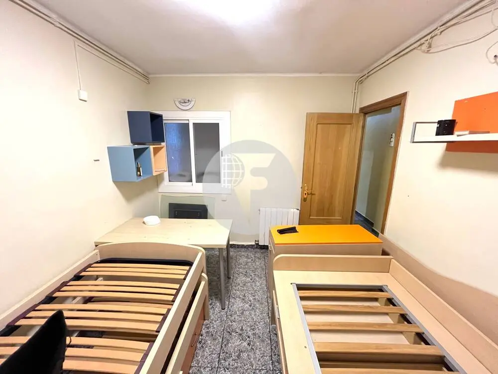 Oportunidad en Carrer Bages – Terrassa | Ideal para vivir o invertir - imagen 12
