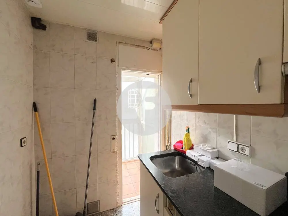 Oportunidad en Carrer Bages – Terrassa | Ideal para vivir o invertir - imagen 7