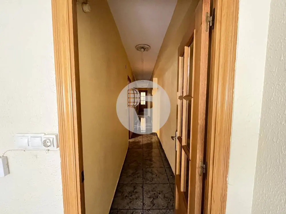 Oportunidad en Carrer Bages – Terrassa | Ideal para vivir o invertir - imagen 9