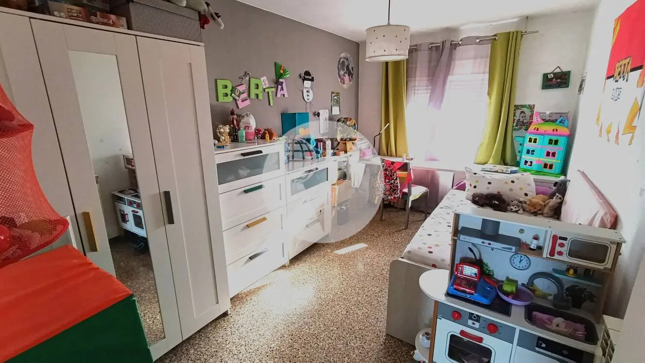 Ático exclusivo con terrazas y vistas a Montserrat en Terrassa - imagen 21