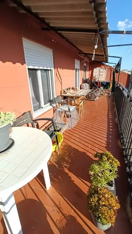 Ático exclusivo con terrazas y vistas a Montserrat en Terrassa - imagen 27