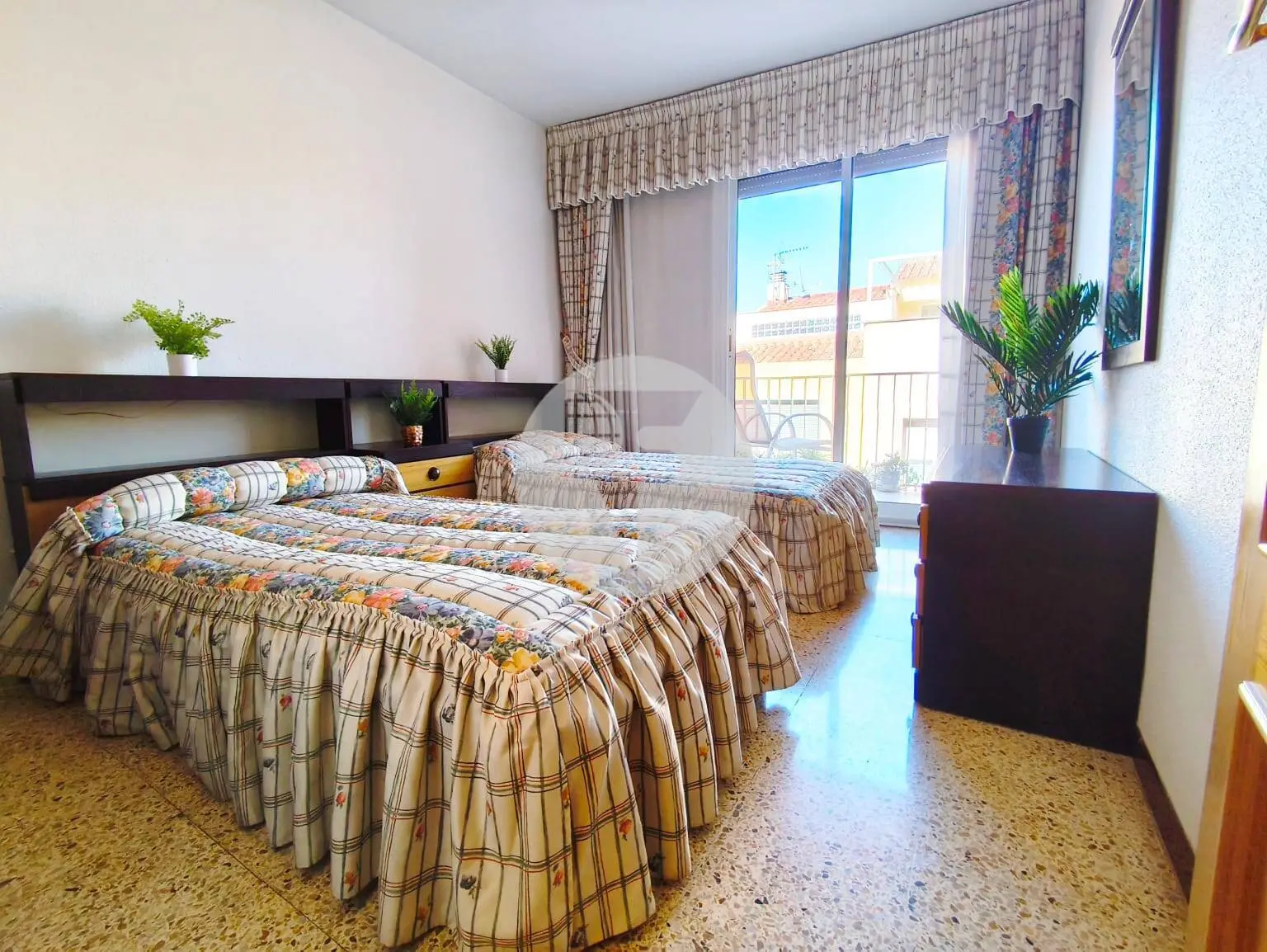 Bonito piso de 4 habitaciones en La Cogullada – Terrassa - imagen 5