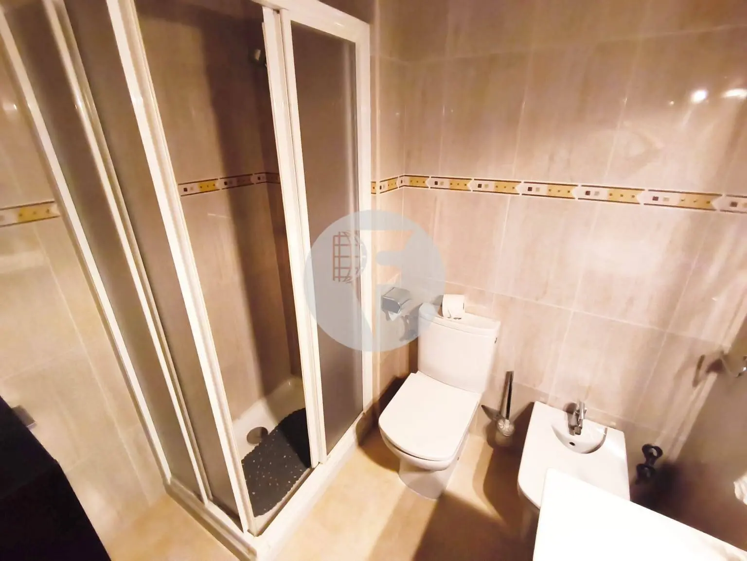 Bonito piso de 4 habitaciones en La Cogullada – Terrassa - imagen 28