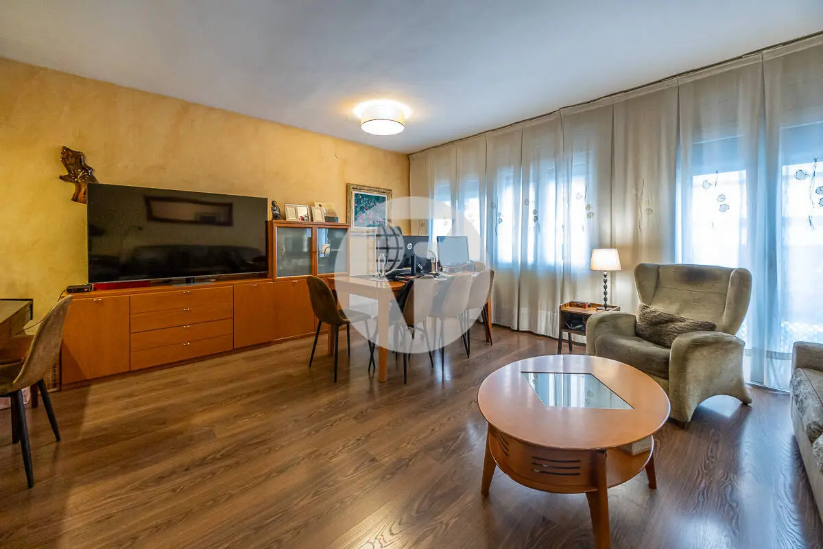 Casa unifamiliar de 4 plantas en el centro de Sabadell - imagen 9