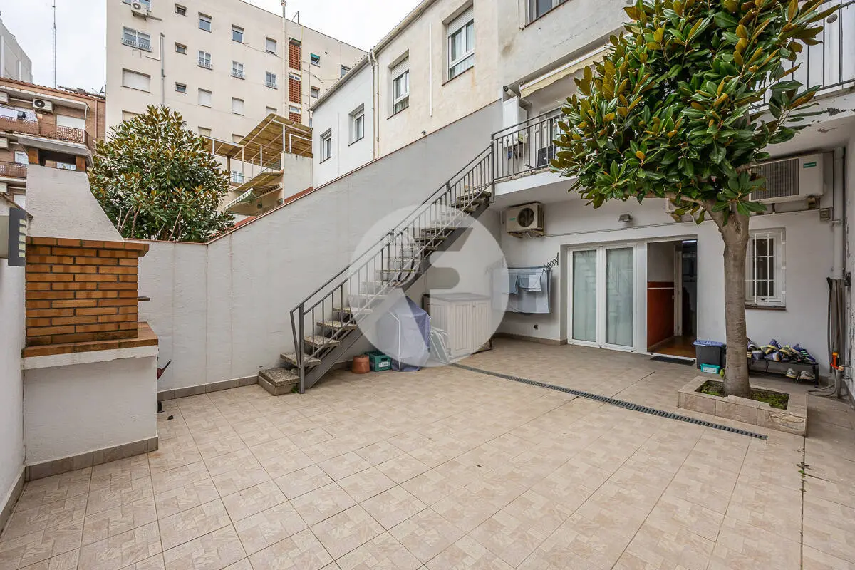 Casa unifamiliar de 4 plantas en el centro de Sabadell - imagen 12
