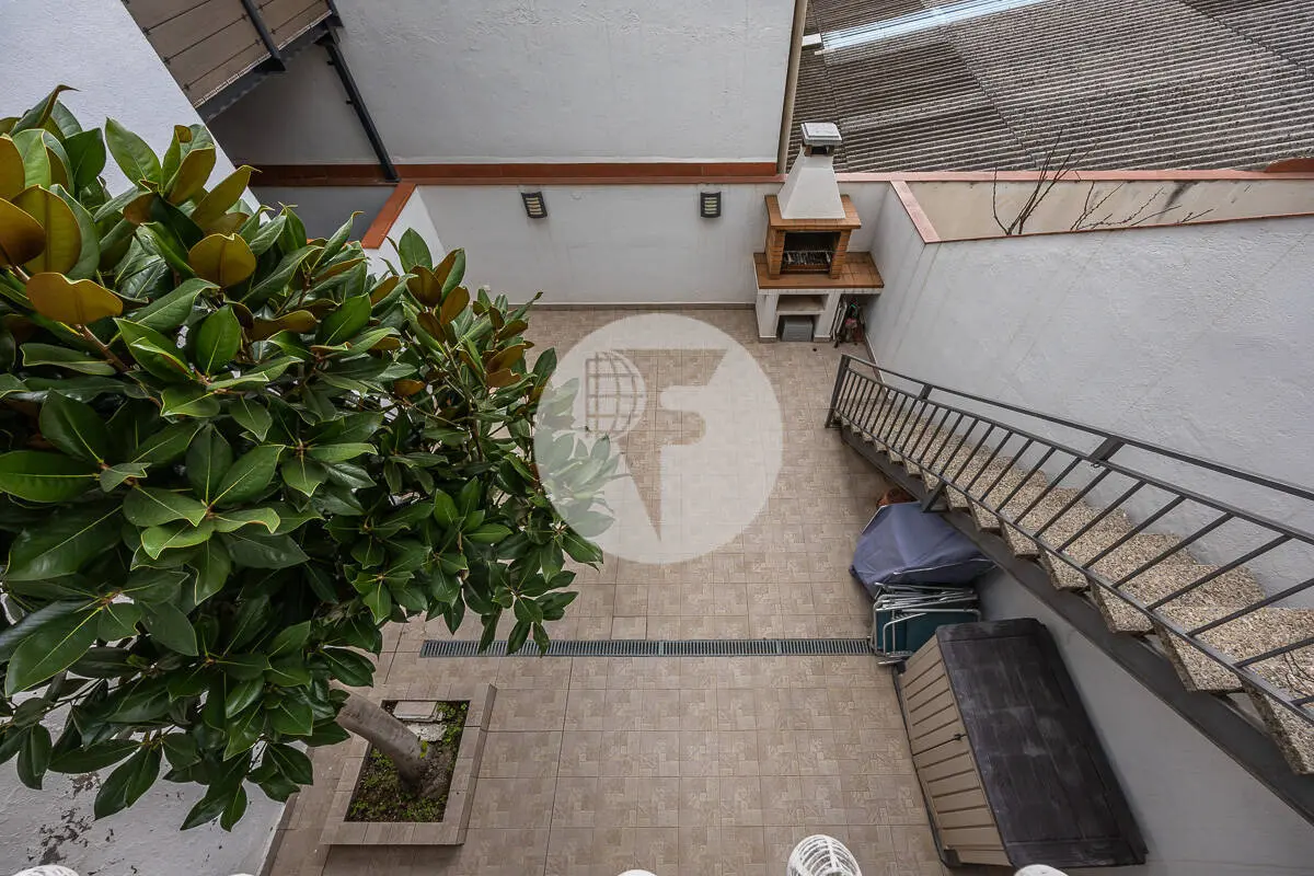 Casa unifamiliar de 4 plantas en el centro de Sabadell - imagen 13
