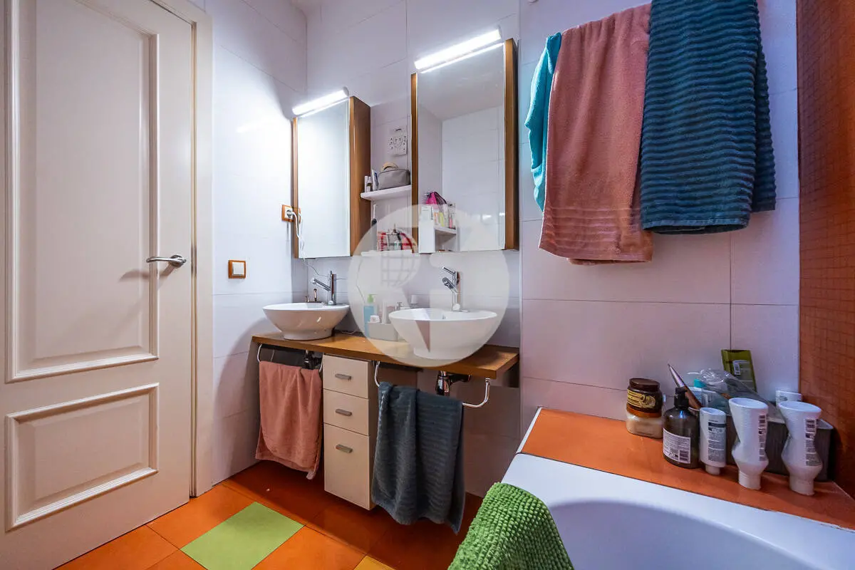 Casa unifamiliar de 4 plantas en el centro de Sabadell - imagen 49