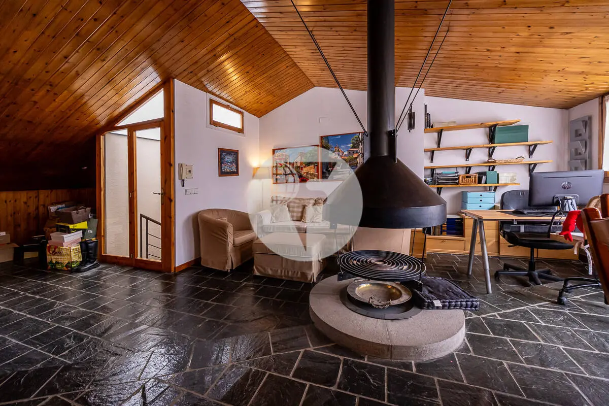 Casa unifamiliar de 4 plantas en el centro de Sabadell - imagen 67
