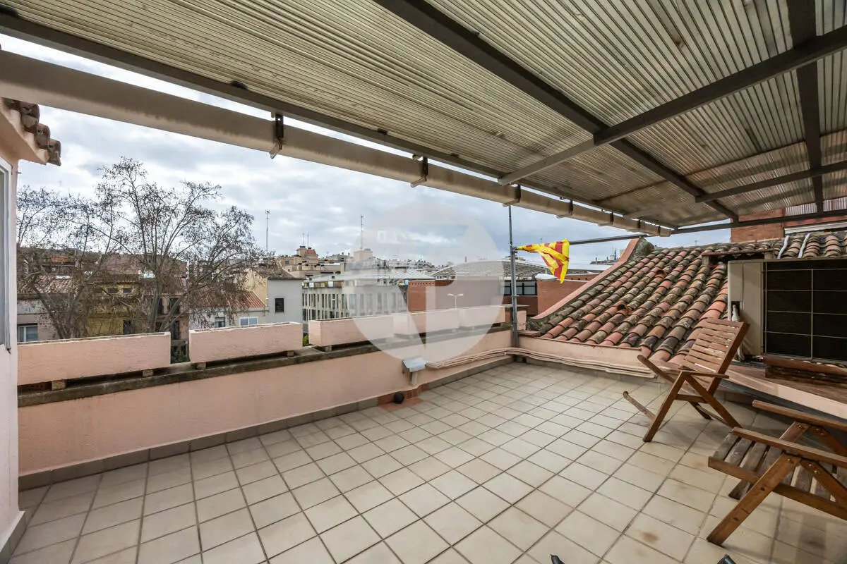 Encantadora casa esquinera en el centro de Sabadell