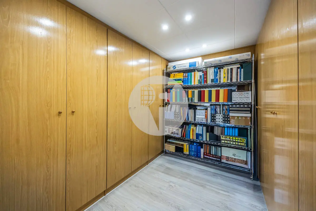 Encantadora casa esquinera en el centro de Sabadell - imagen 45