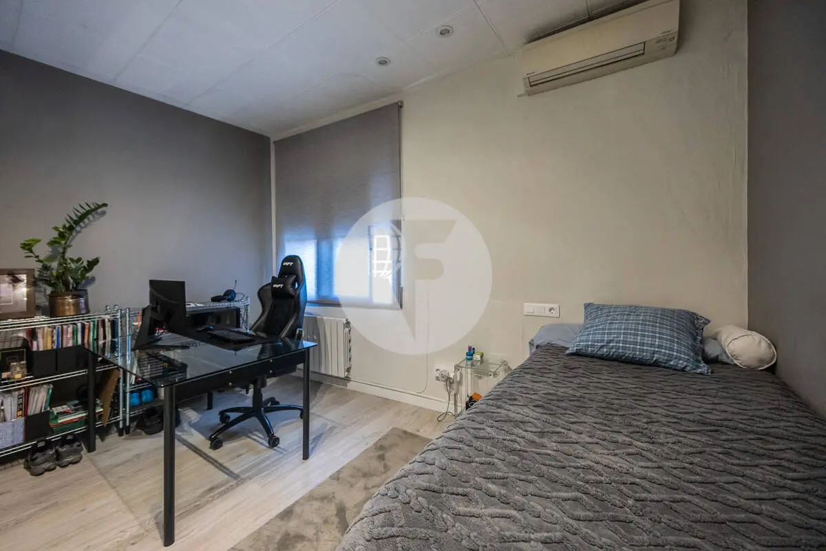 Encantadora casa esquinera en el centro de Sabadell - imagen 51
