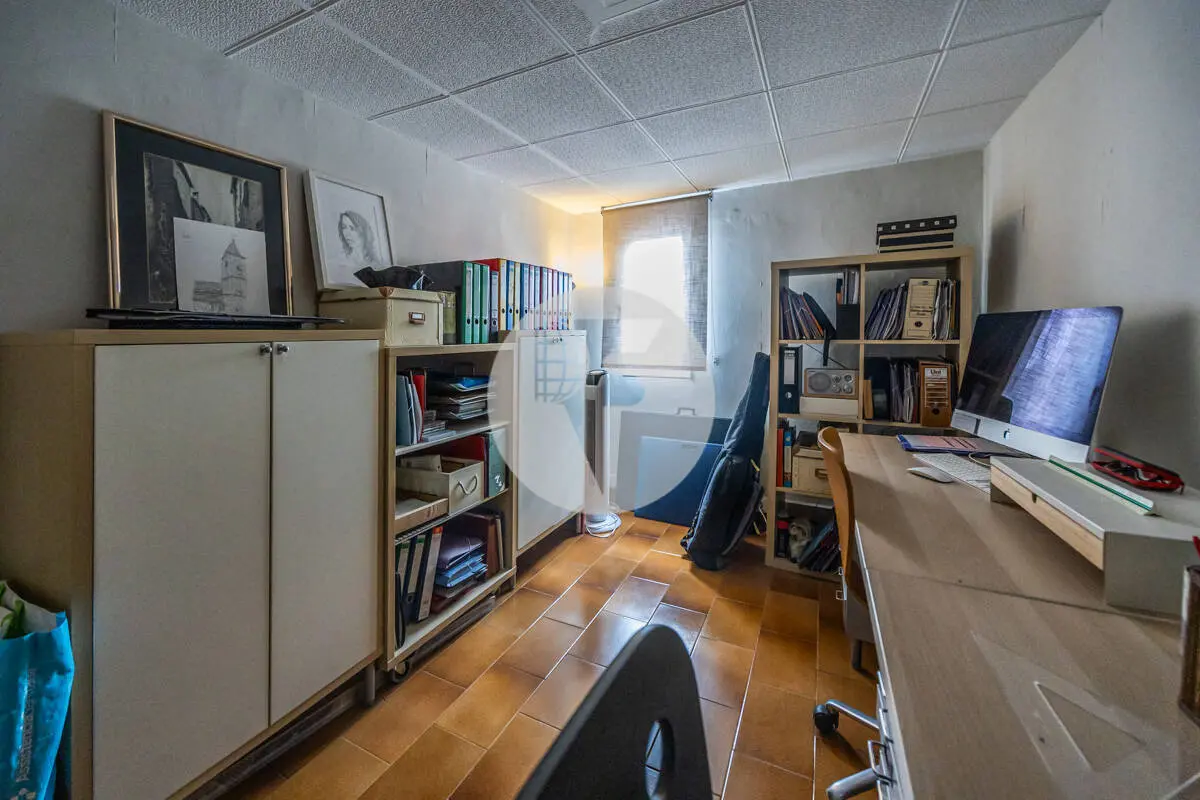 Encantadora casa esquinera en el centro de Sabadell - imagen 56