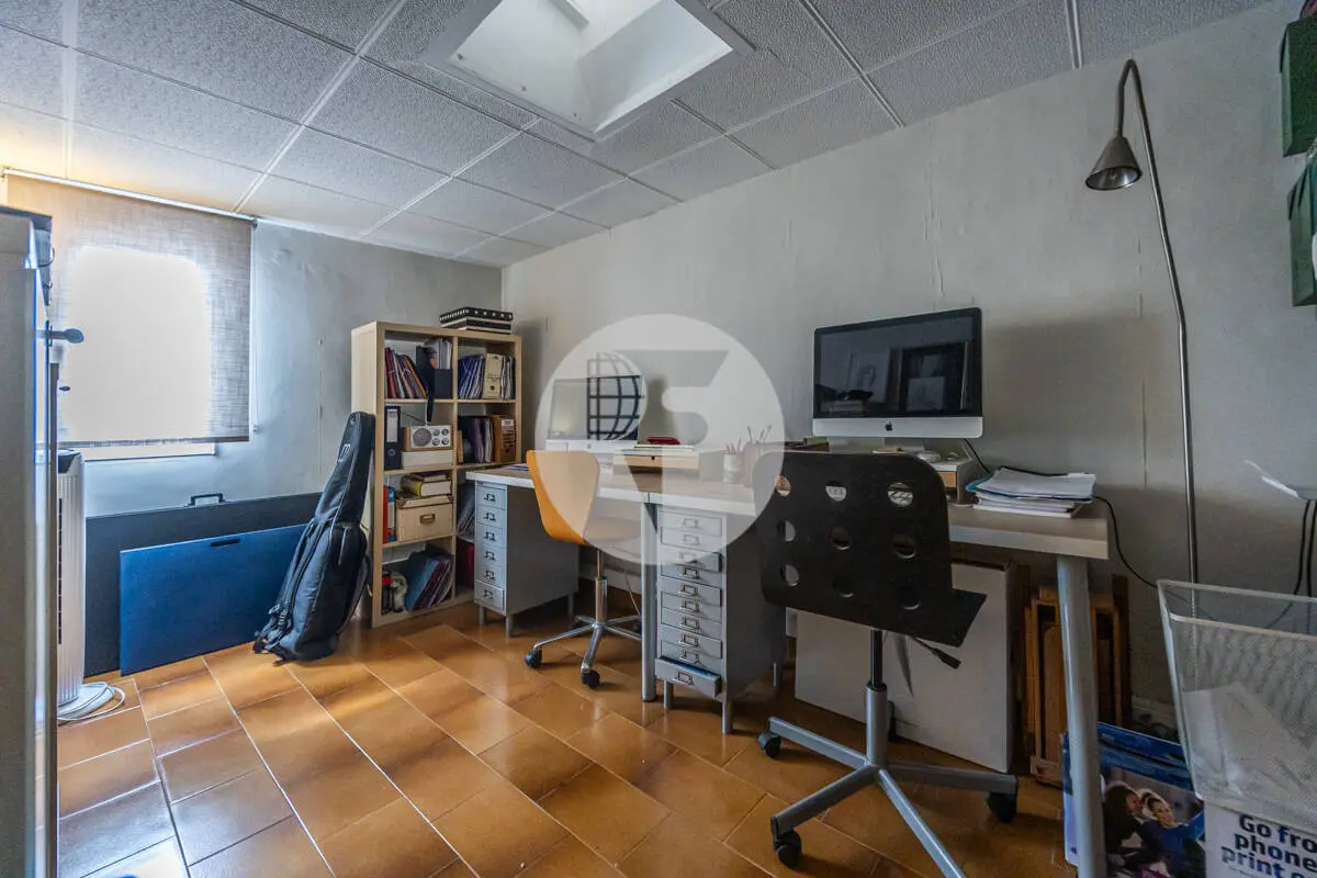 Encantadora casa esquinera en el centro de Sabadell - imagen 53