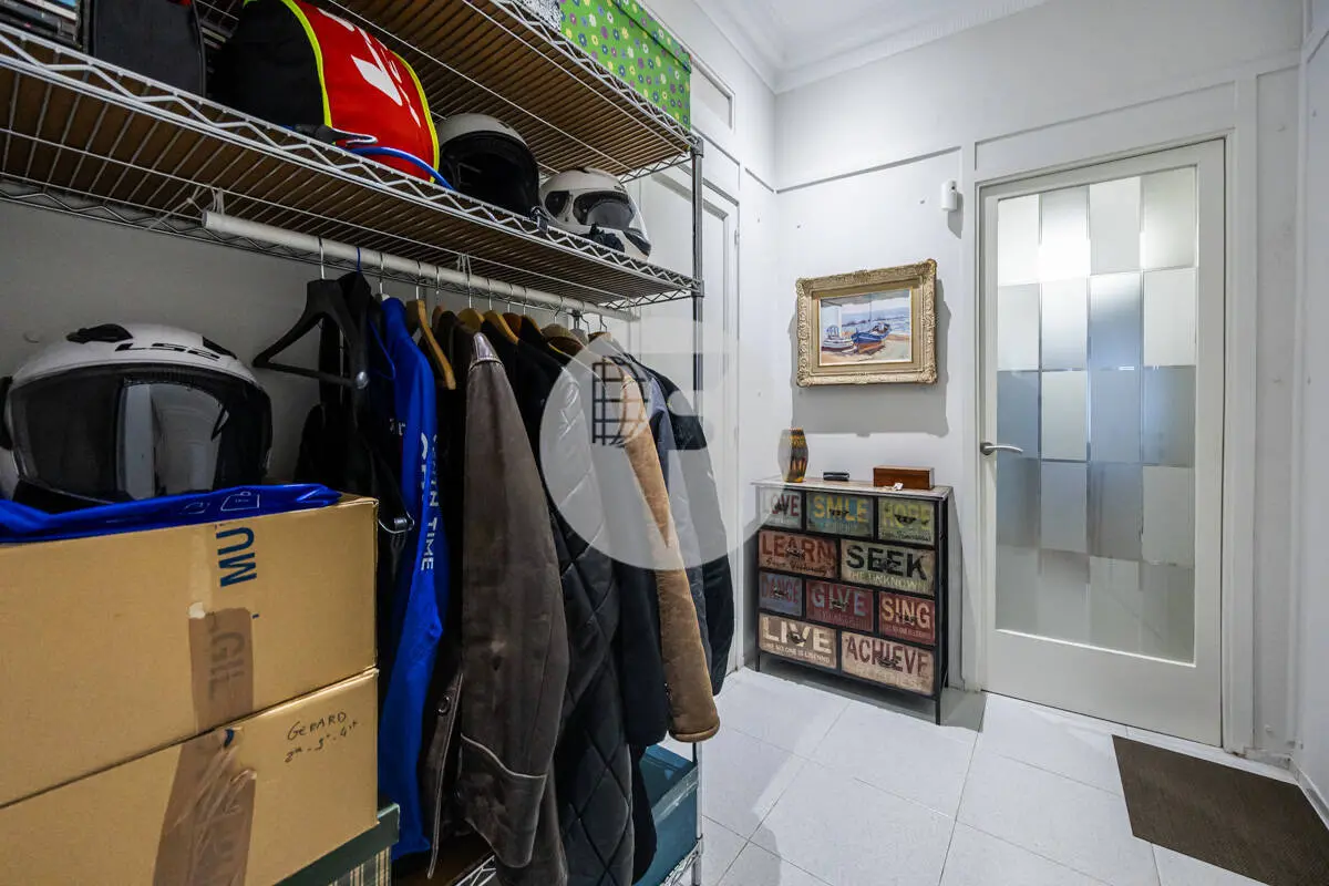 Encantadora casa esquinera en el centro de Sabadell - imagen 73