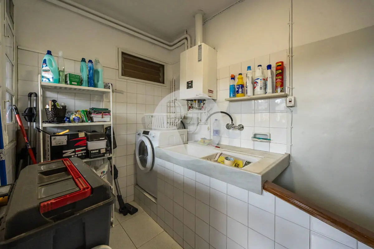 Encantadora casa esquinera en el centro de Sabadell - imagen 75