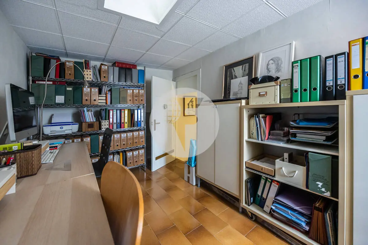 Encantadora casa esquinera en el centro de Sabadell - imagen 55