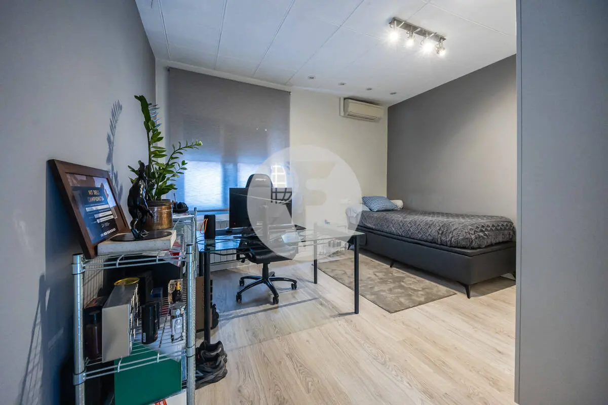 Encantadora casa esquinera en el centro de Sabadell - imagen 52