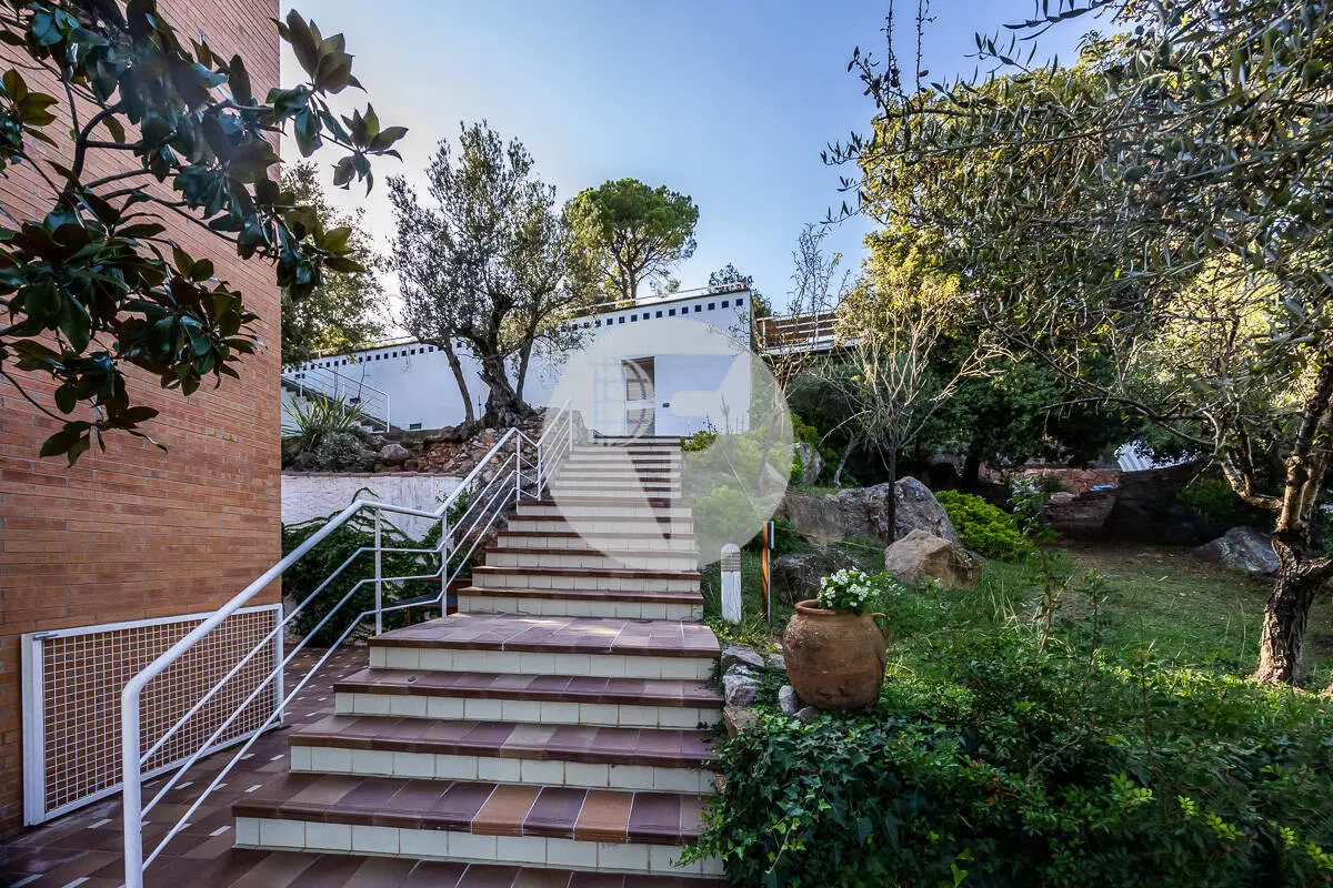 Descubre tu refugio soñado en Sant Feliu del Racó - imagen 27