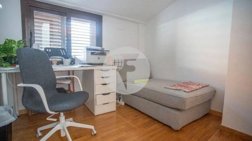 Dúplex en venta en el centro de Sabadell, actualmente alquilado - imagen 12