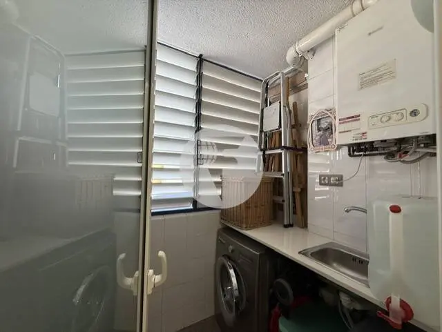 Piso en venta en calle Escola Pia - imagen 16