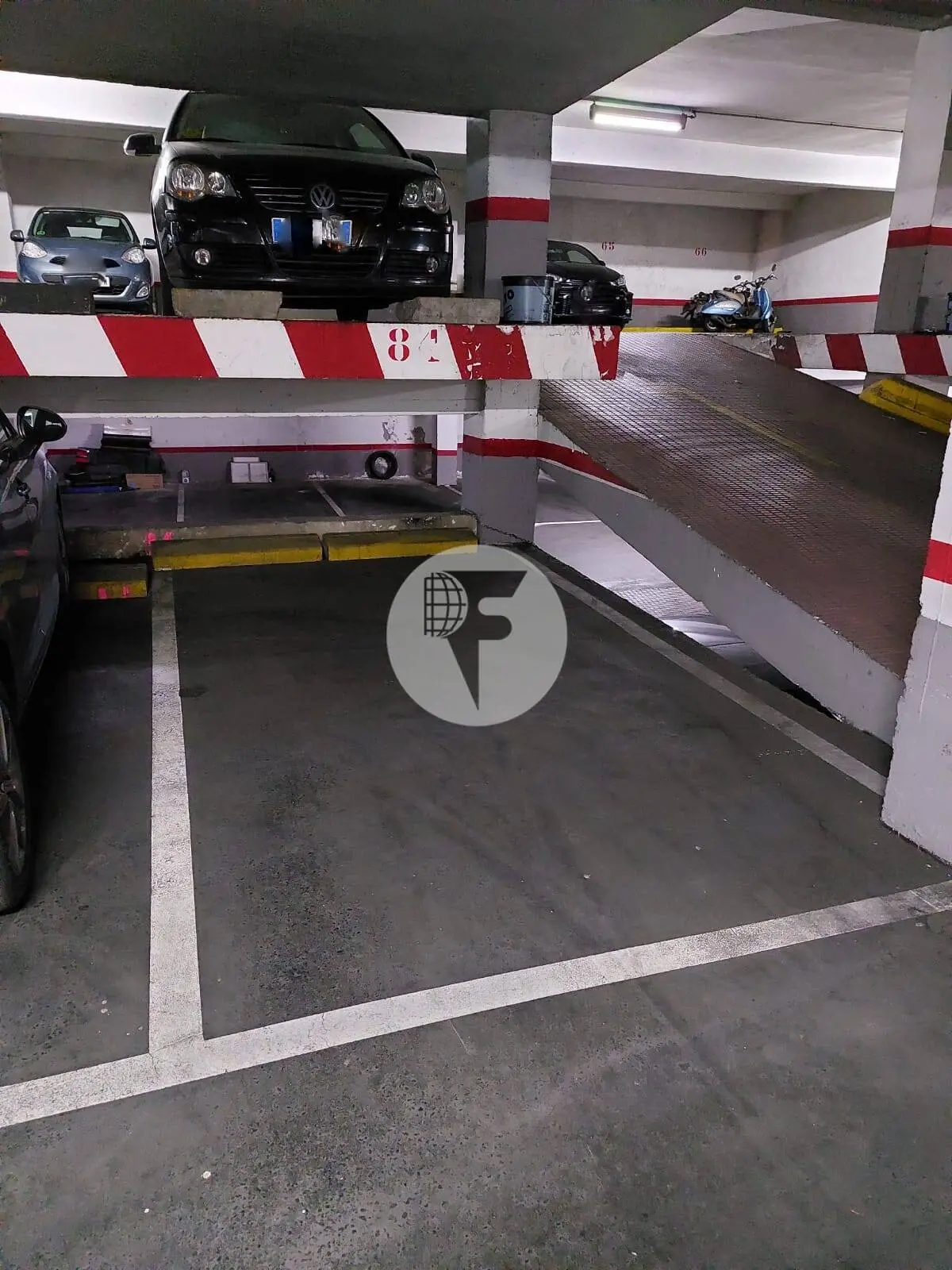 Plaza de parking en venta en el centro de Sabadell - imagen 4