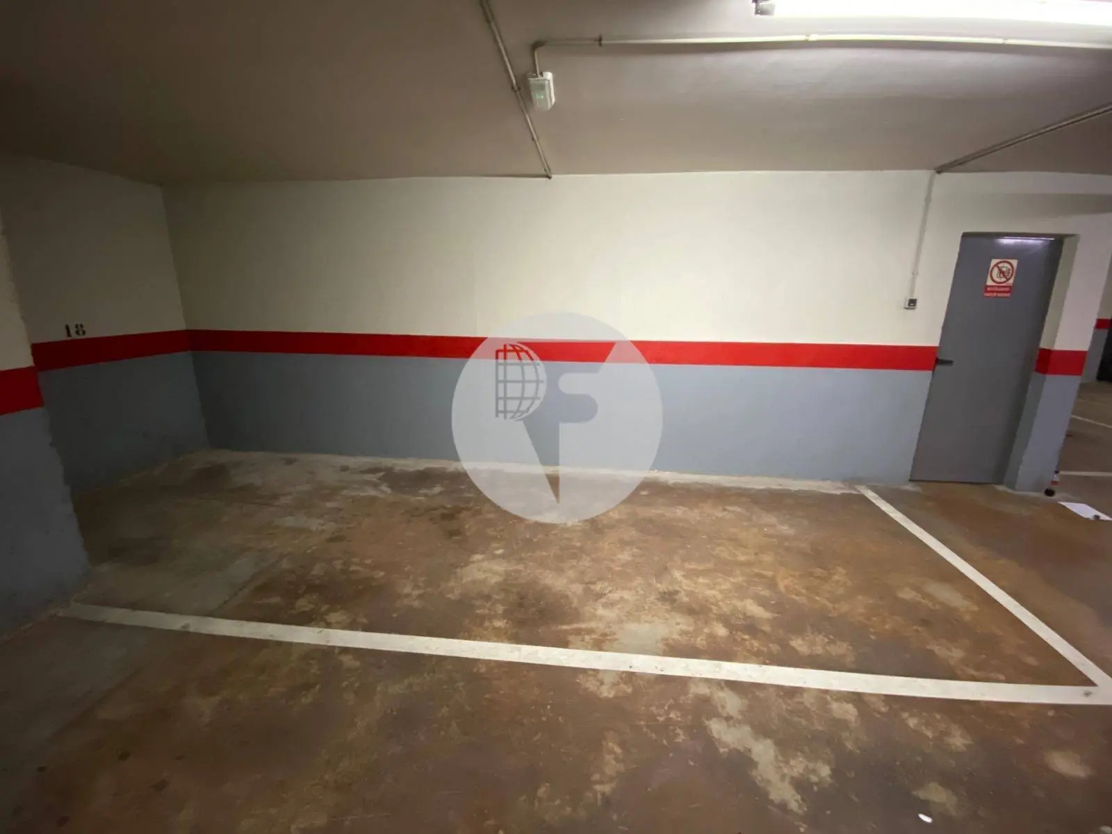Plaza de Parking de 13,95 m² junto a la Rambla de Sabadell - imagen 4