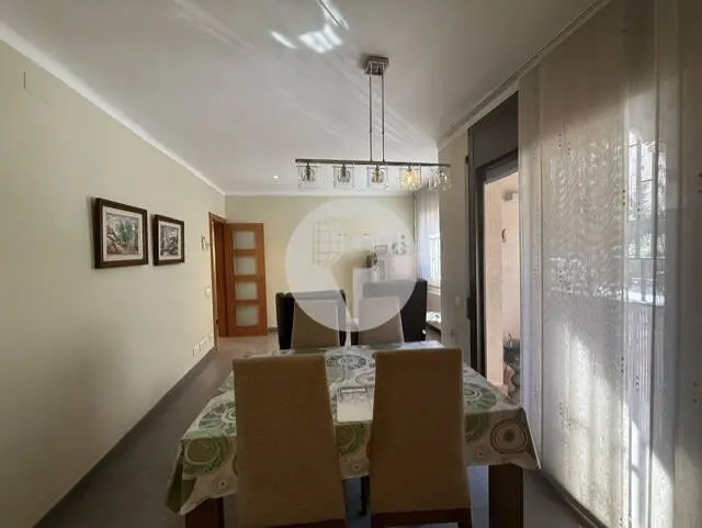 Piso de 3 habitaciones en Via Alexandra – Funcional y bien ubicado en Sabadell - imagen 2